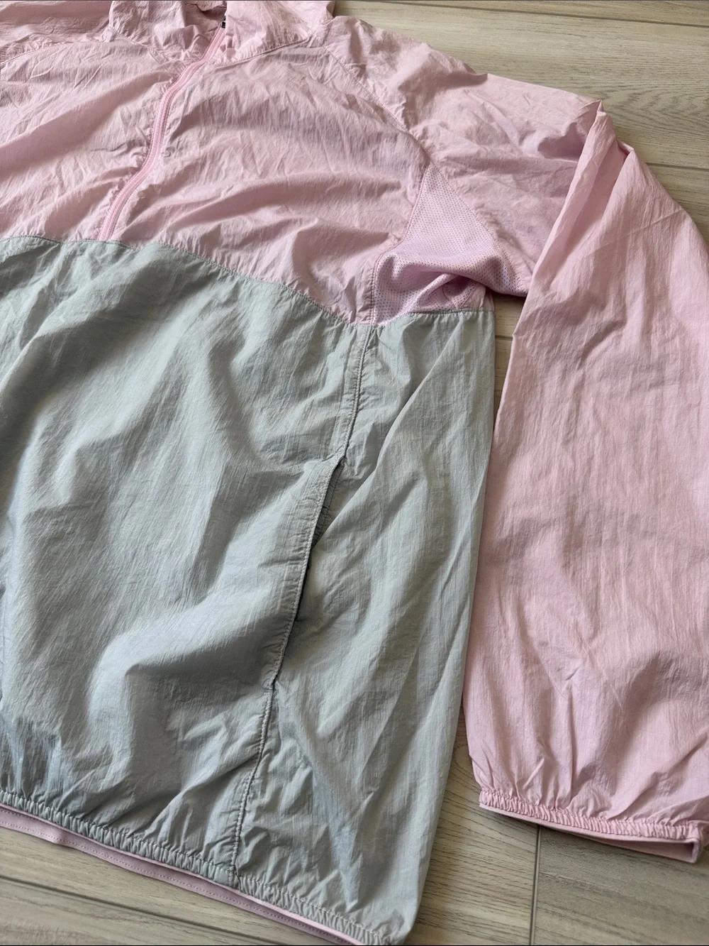 Uniqlo Two-Tone Sun Protect Jacket - Pink & Light Gray